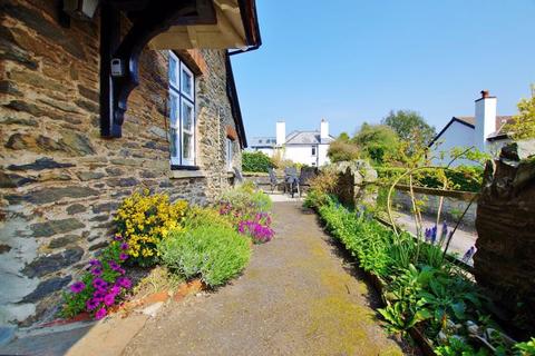 Hollerday Cottage Hollerday Drive, Lynton, EX35 6HQ