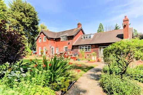 Forde Hall Park Forde Hall Lane, Tanworth In Arden, Solihull, B94 5AX