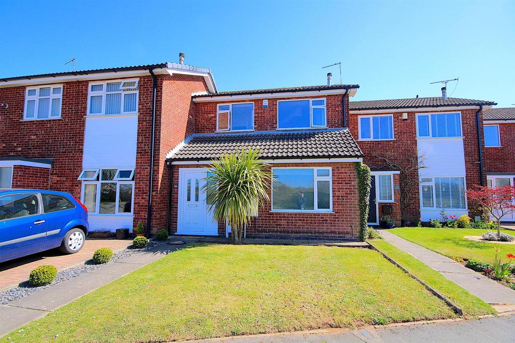 Long Furrow, East Goscote 3 bed terraced house £230,000