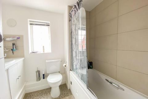 11 Deer Close, Grange Park, Northampton, NN4 5DN