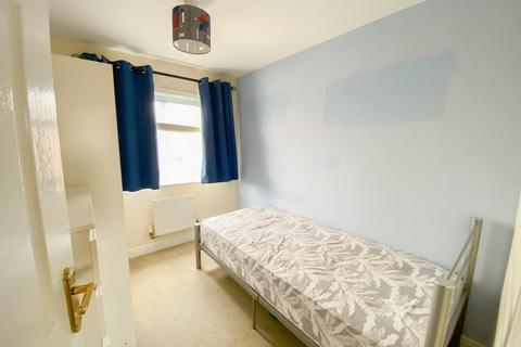 11 Deer Close, Grange Park, Northampton, NN4 5DN