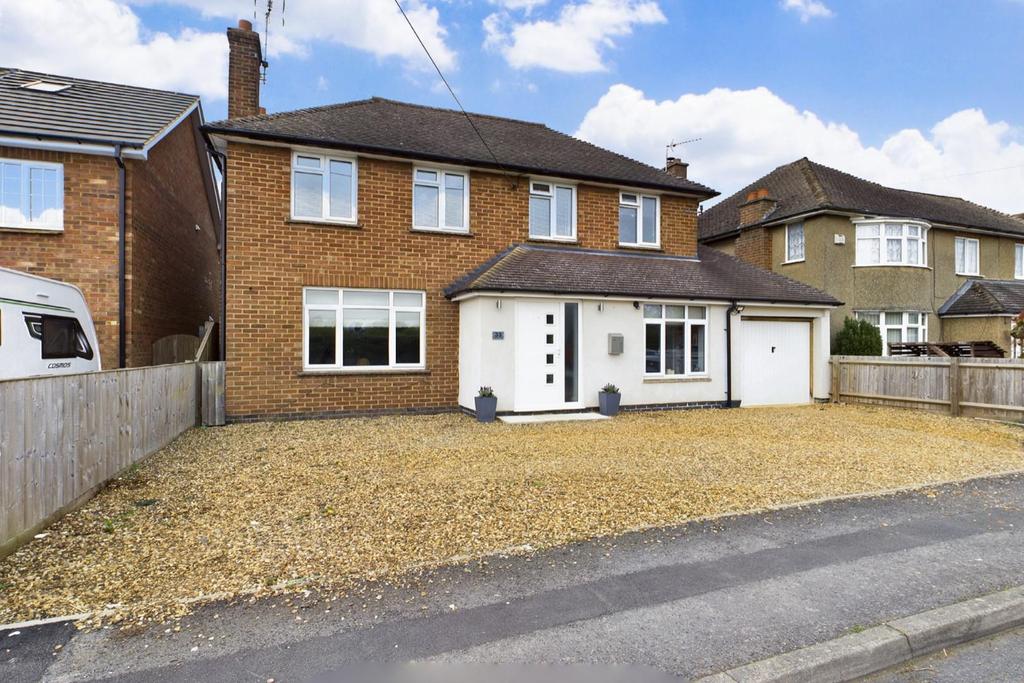 Thorpeville, Moulton, Northampton, NN3 4 bed detached house £575,000