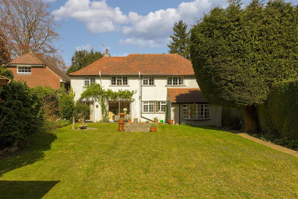 Church Hill, Merstham, Redhill 4 bed detached house £950,000