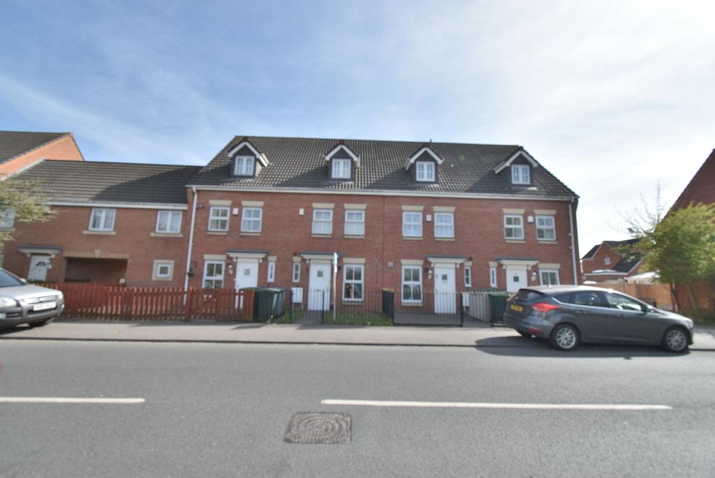 Church Lane, West Bromwich, B71 1BU 3 bed terraced house £199,950