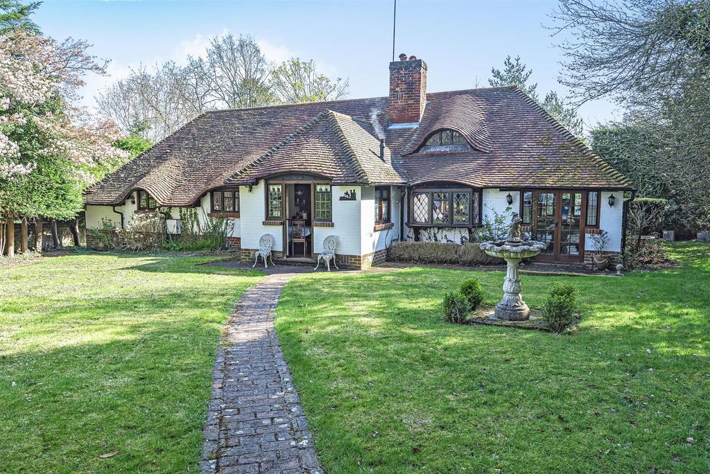 Pine Walk, East Horsley 3 bed bungalow £1,000,000