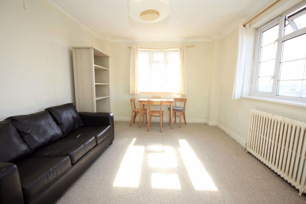 Ashford Court, NW2 2 bed flat £1,300 pcm (£300 pw)