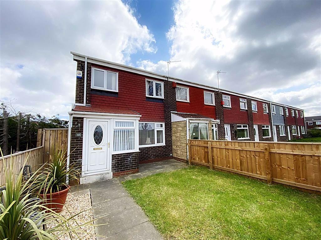 Leicester Close, Sunholme Estate... 3 bed terraced house £129,950
