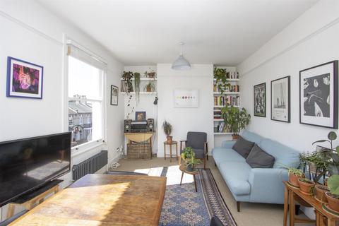 25c Barforth Road, London, SE15 3PS