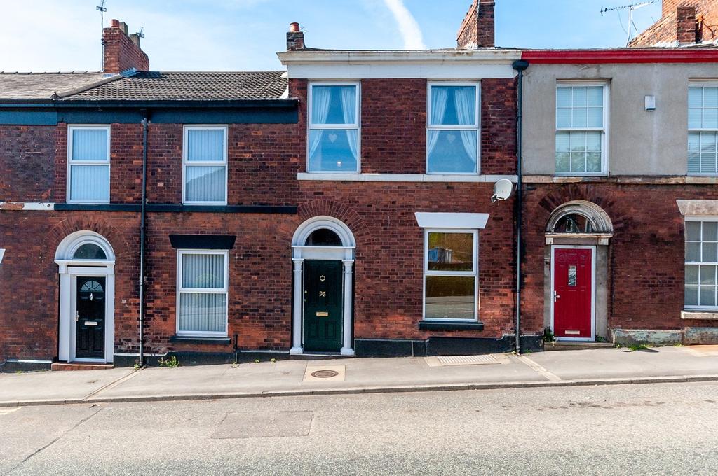 North Road, St Helens, WA10 3 bed terraced house £135,000