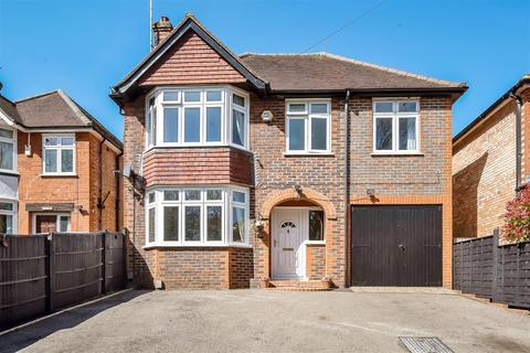 Lyndhurst Rydes Hill Road, Guildford, GU2 9UQ