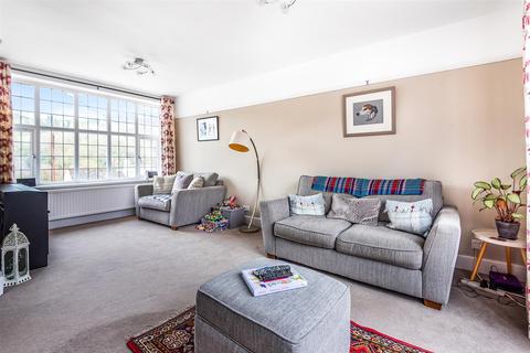 Braemuir King Street, Combe Martin, Ilfracombe, EX34 0BX