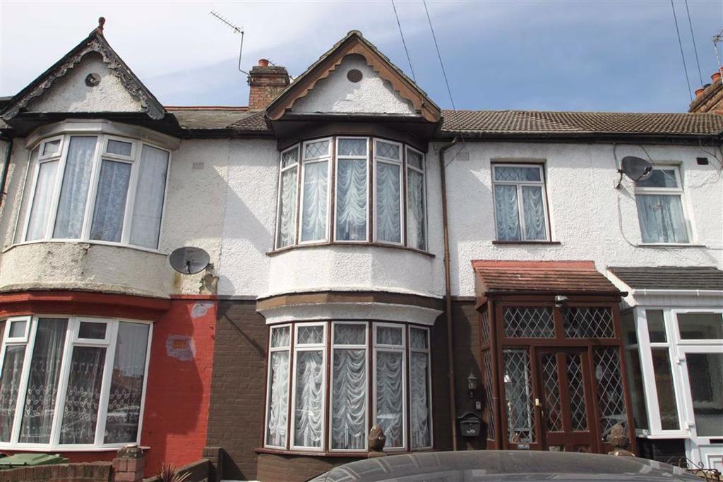 Bateman Road, Chingford 3 bed terraced house £440,000