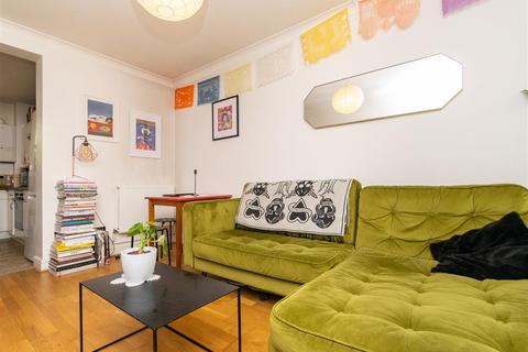 Flat 39, Burnham Estate Burnham Street, London, E2 0JF