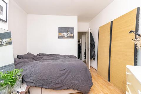 Flat 39, Burnham Estate Burnham Street, London, E2 0JF