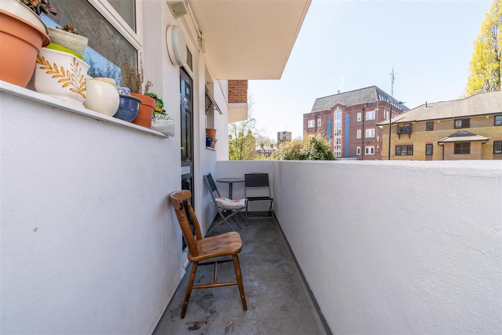 Balcony 2.jpg