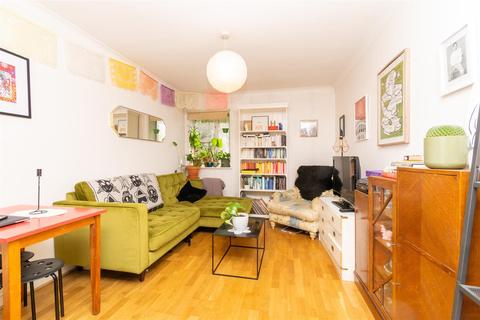 Flat 39, Burnham Estate Burnham Street, London, E2 0JF