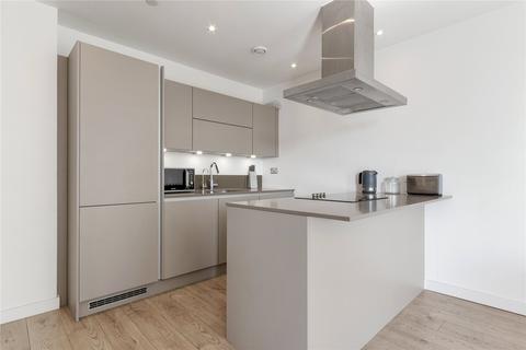 1 bedroom apartment to rent, Roosevelt Tower, 18 Williamsburg Plaza, London, E14