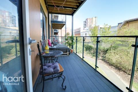 Flat 30, Arrandene Apartments Silverworks Close, London, NW9 0FA