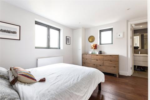 Flat 6, Newington Apartments Aden Grove, London, N16 9NJ