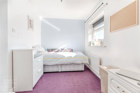 23 Higher Fullwood, Oldham, OL1 4NZ