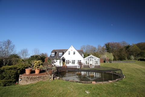 Oakdene Norsted Lane, Pratts Bottom, Orpington, BR6 7PQ