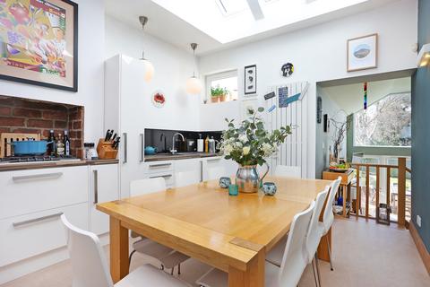 47 Gardiner Road, Edinburgh, EH4 3RL