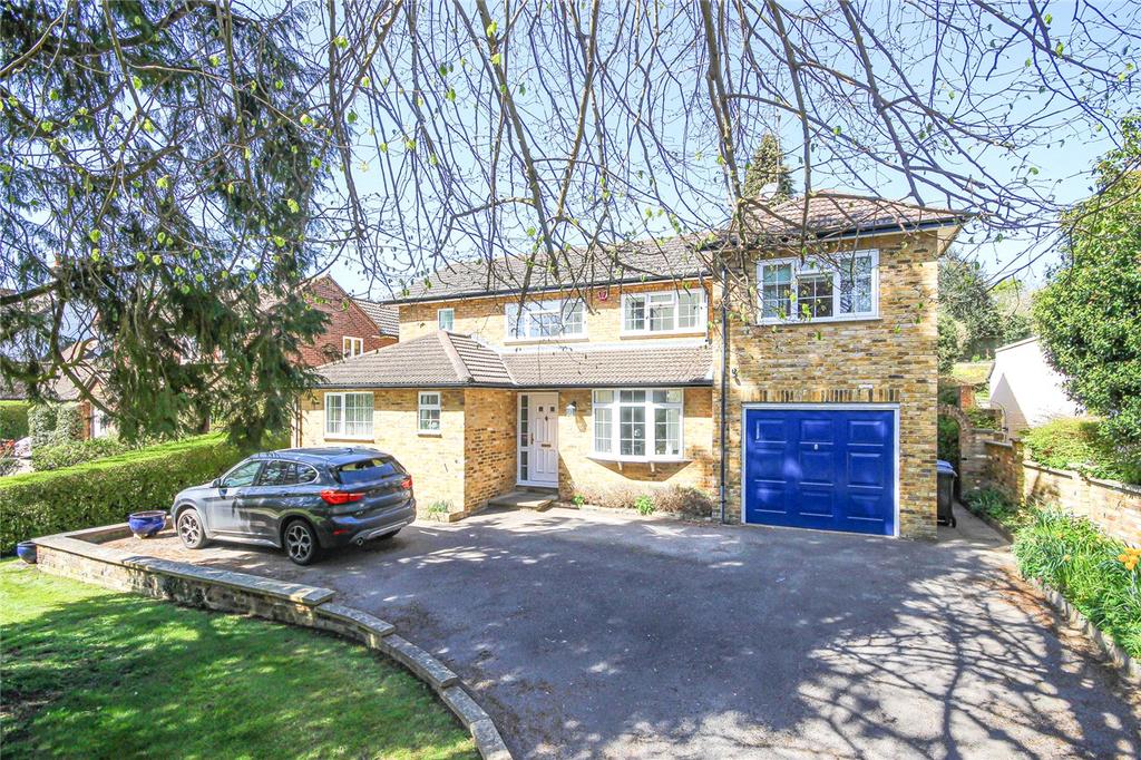 New Road, Digswell, Welwyn, Hertfordshire 4 bed detached house £1,000,000