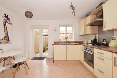 52 Violet Way, Kingsnorth, Ashford, TN23 3GH
