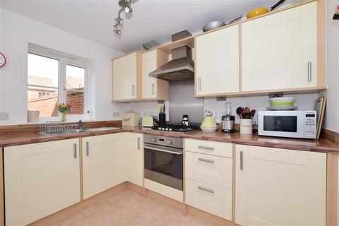 52 Violet Way, Kingsnorth, Ashford, TN23 3GH