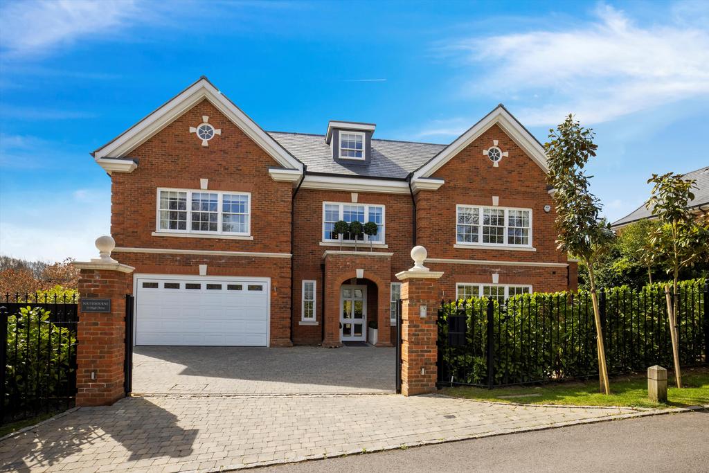 High Drive, Oxshott, Leatherhead... 5 bed detached house for sale £