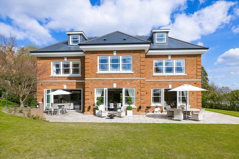 5 bedroom detached house for sale, High Drive, Oxshott, Leatherhead, Surrey, KT22