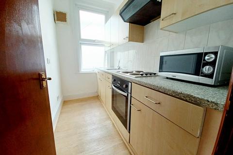 1 bedroom flat to rent, Lyndhurst road, Wood Green