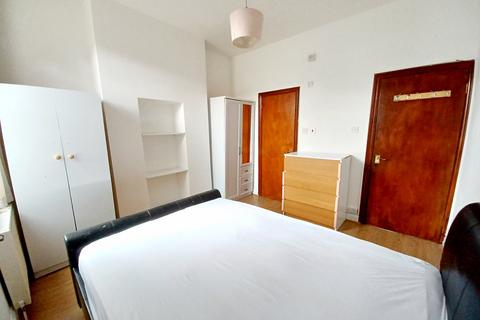 1 bedroom flat to rent, Lyndhurst road, Wood Green