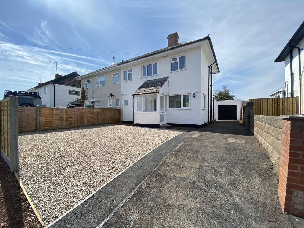 Hinton Road, Hinton, Hereford 3 bed semidetached house £235,000