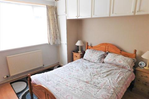52 Firle Close, Hastings, TN35 5ET