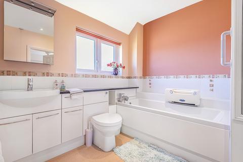 19 Berehurst, Alton, GU34 1PA