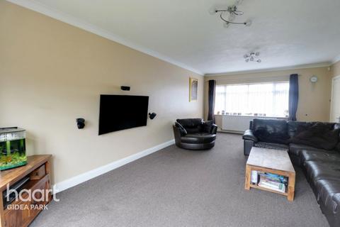 29 Repton Drive, Romford, RM2 5LP
