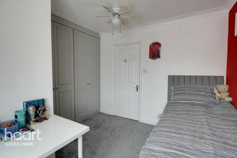 29 Repton Drive, Romford, RM2 5LP
