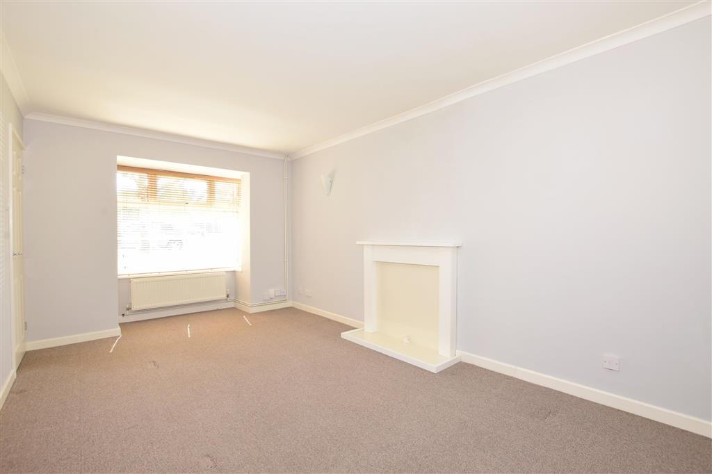 Crystal Way, Waterlooville, Hampshire 2 bed end of terrace house £240,000