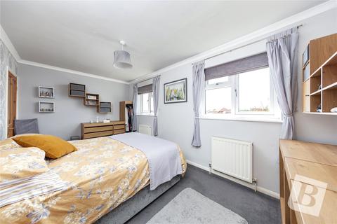7 Rustic Close, Upminster, RM14 1JP