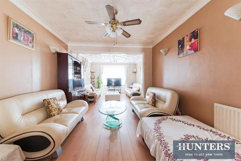 45 Springwell Road, Hounslow, TW5 9EA
