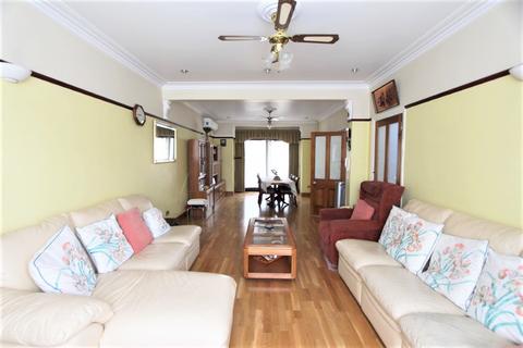 65 Walpole Road, London, N17 6BH