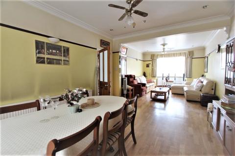 65 Walpole Road, London, N17 6BH