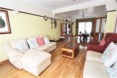 65 Walpole Road, London, N17 6BH