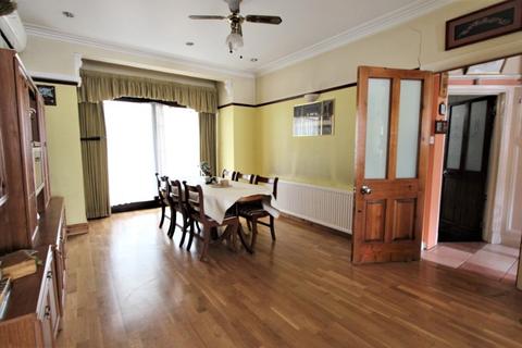 65 Walpole Road, London, N17 6BH