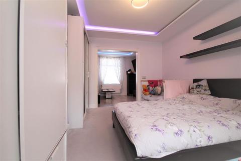 50 Holgate Road, Dagenham, RM10 8NA