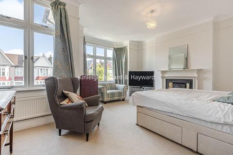 75 Arran Road, London, SE6 2LS