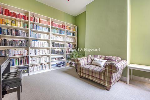 75 Arran Road, London, SE6 2LS