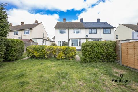 10 Centre Avenue, Epping, CM16 4JU