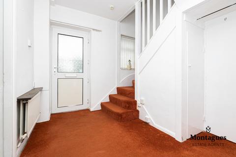 10 Centre Avenue, Epping, CM16 4JU
